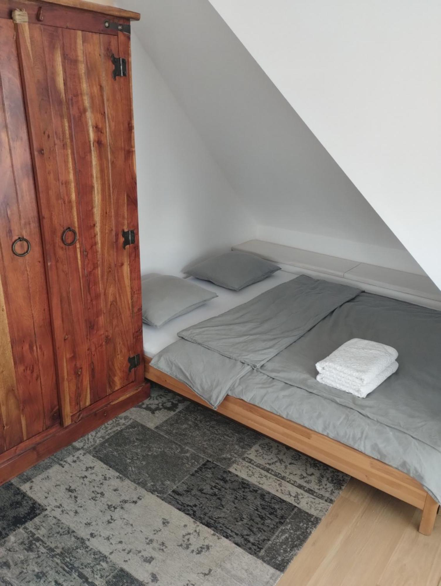 Attic Apartment Catnip Bratislava Exterior foto